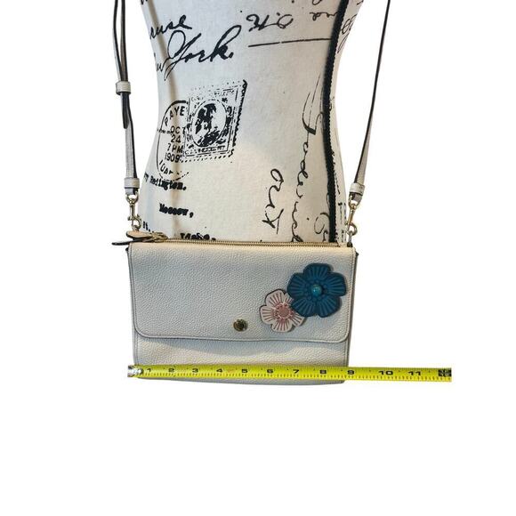 COACH CROSSBODY TEA ROSE WILLOW LEATHER CHALK COLOR  VERSATILE ICONIC - Picture 5 of 16